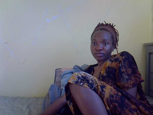 Eboniana live cam on BongaCams