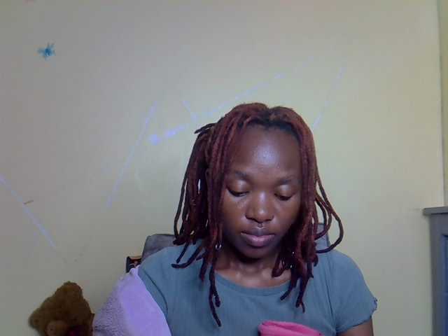 Eboniana live cam on BongaCams
