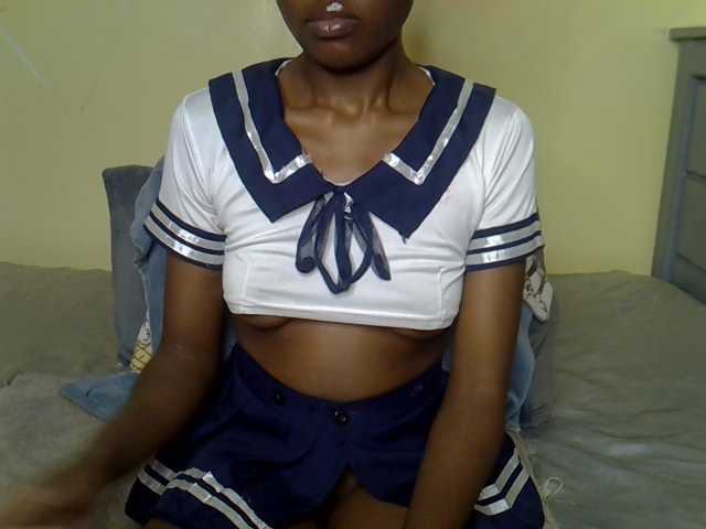 Eboniana live cam on BongaCams