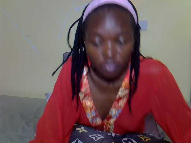 Eboniana live cam on BongaCams