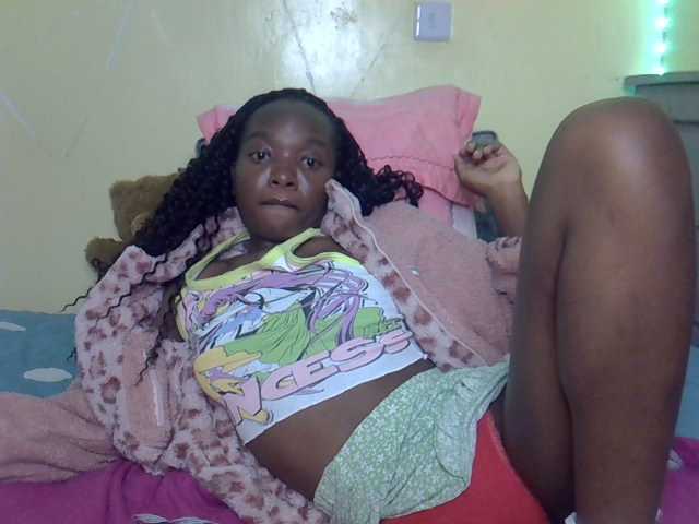 Eboniana live cam on BongaCams