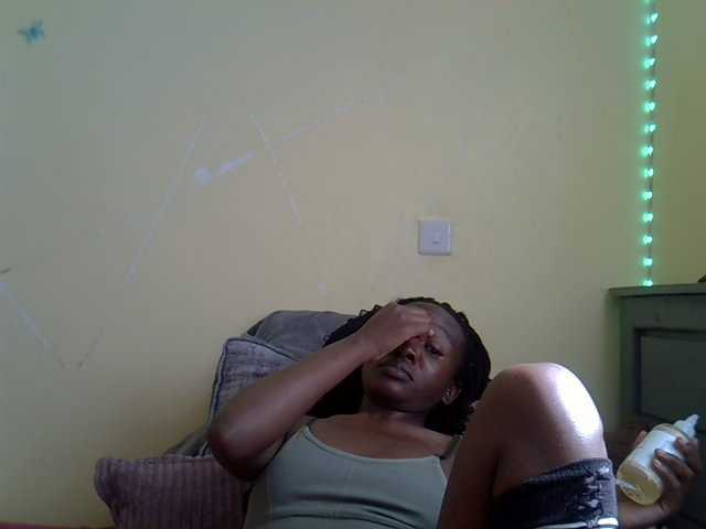 Eboniana live cam on BongaCams