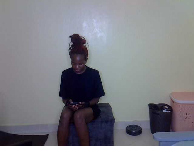 Eboniana live cam on BongaCams