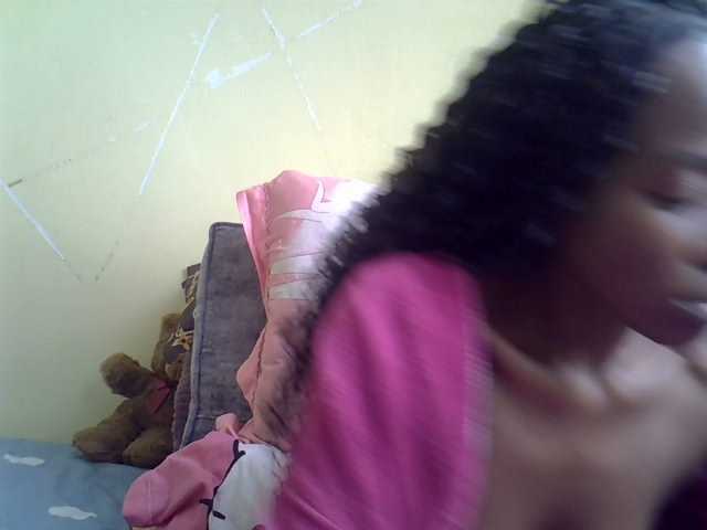 Eboniana live cam on BongaCams