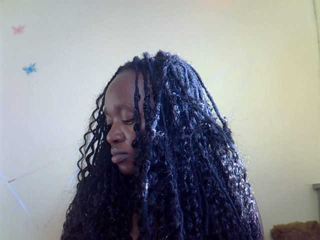 Eboniana live cam on BongaCams