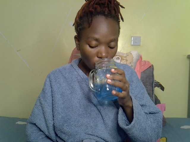 Eboniana live cam on BongaCams