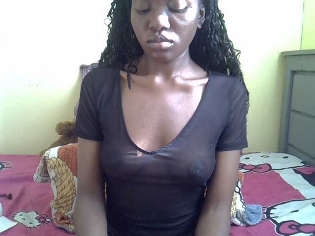 Eboniana live cam on BongaCams