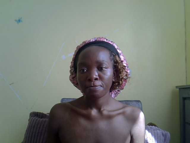 Eboniana live cam preview
