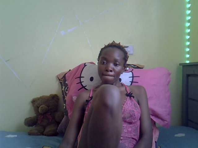 Eboniana live cam on BongaCams