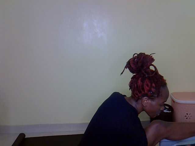Eboniana live cam on BongaCams