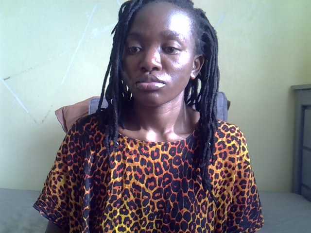 Eboniana live cam on BongaCams