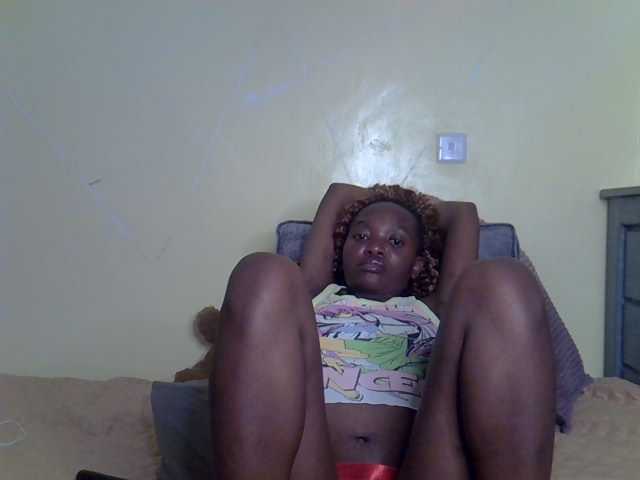 Eboniana live cam on BongaCams