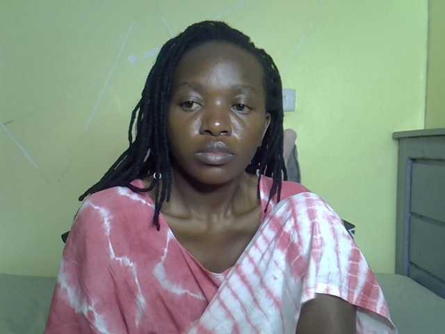 Eboniana live cam on BongaCams