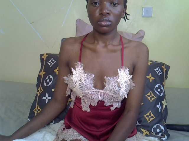 Eboniana live cam on BongaCams