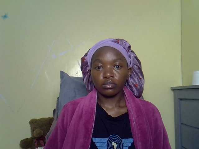 Eboniana live cam on BongaCams