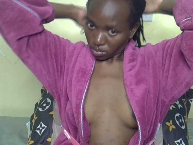 Eboniana live cam on BongaCams