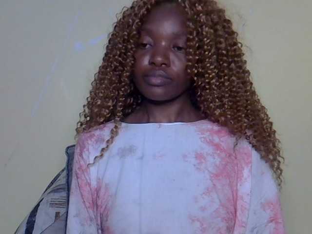Eboniana live cam on BongaCams