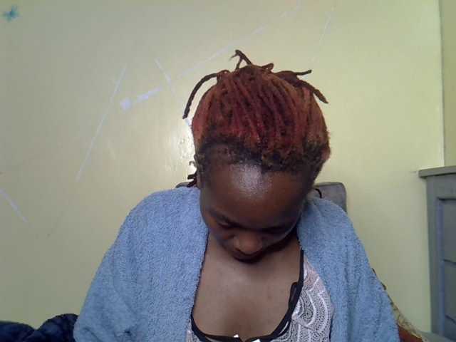 Eboniana live cam on BongaCams