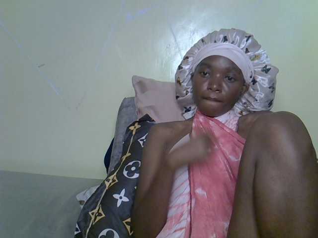Eboniana live cam on BongaCams