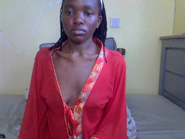 Eboniana live cam on BongaCams