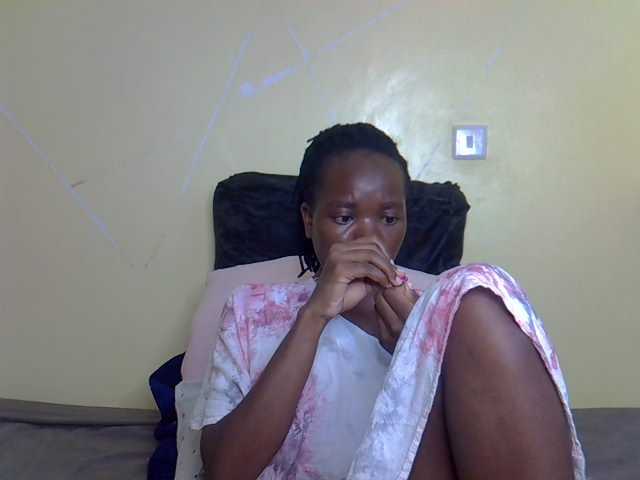 Eboniana live cam on BongaCams
