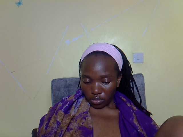 Eboniana live cam on BongaCams