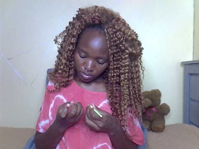 Eboniana live cam on BongaCams