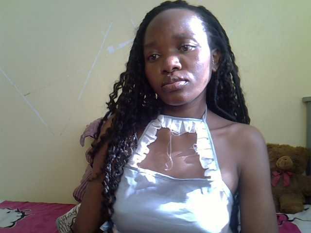 Eboniana live cam on BongaCams