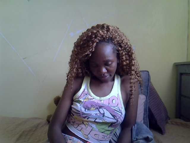 Eboniana live cam on BongaCams