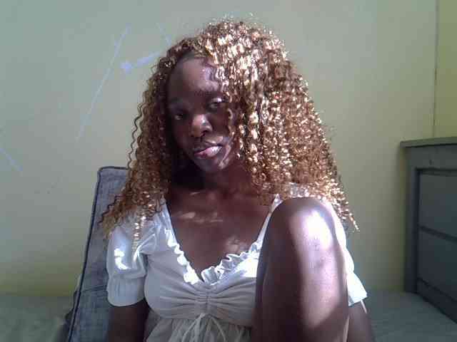Eboniana webcam