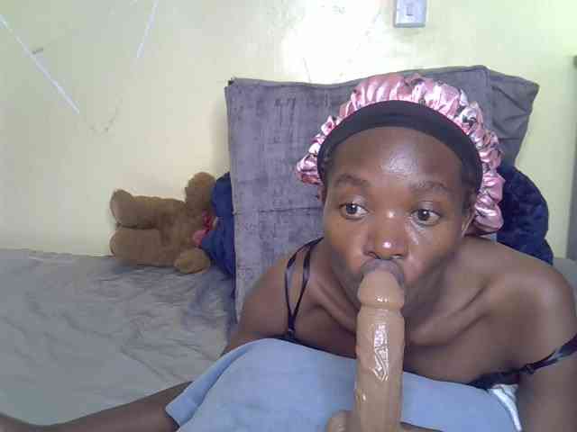 Eboniana webcam