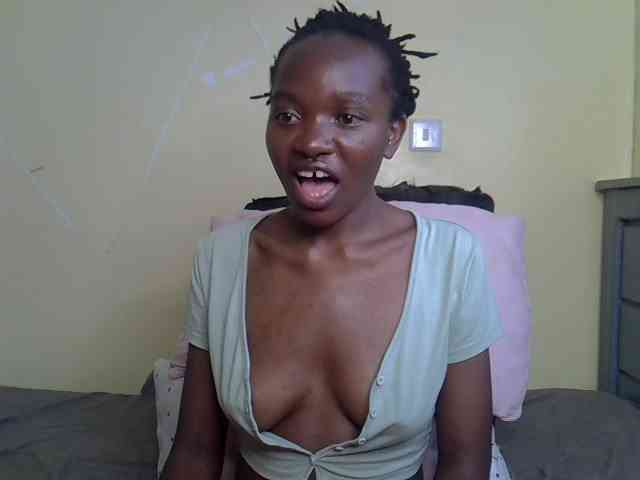 Eboniana webcam