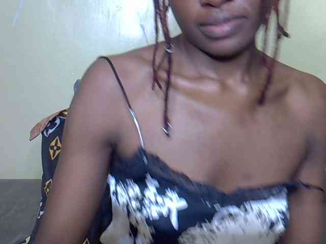 Eboniana Live Webcam on BongaCams