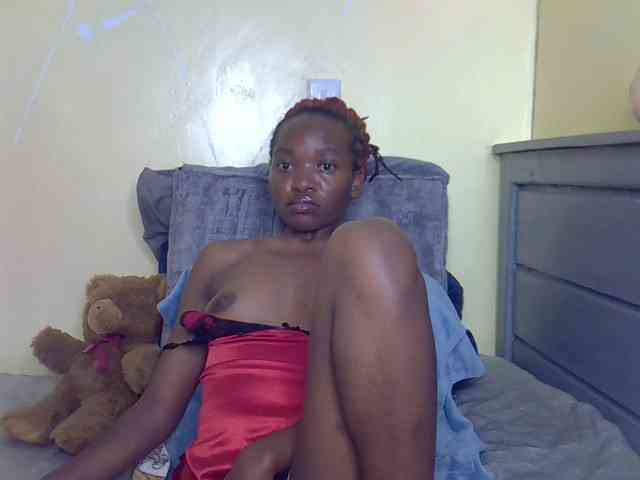 Eboniana webcam