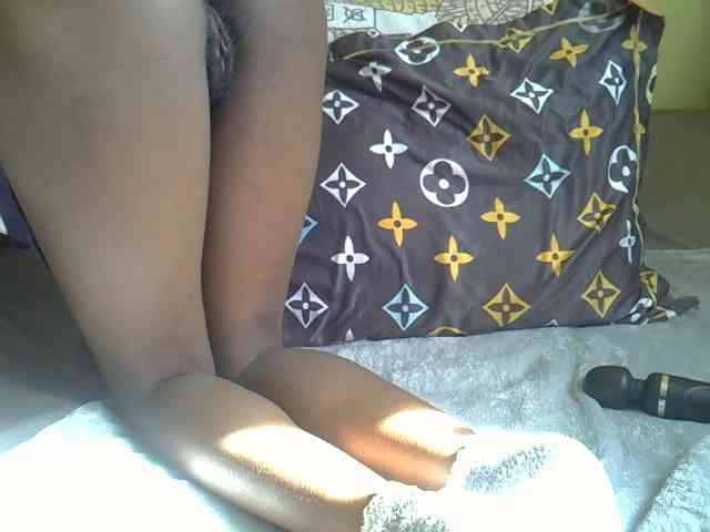 Eboniana Live Webcam on BongaCams