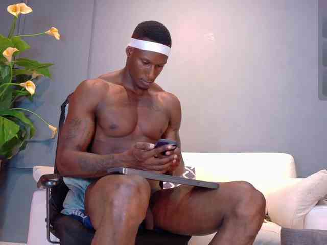 iker-bigdick Sex Cam Show