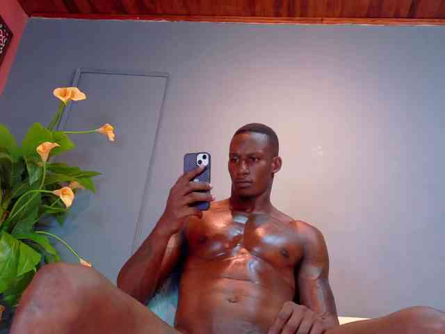iker-bigdick Sex Cam Show