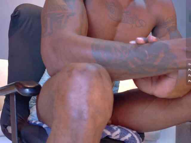 iker-bigdick Sex Cam Show