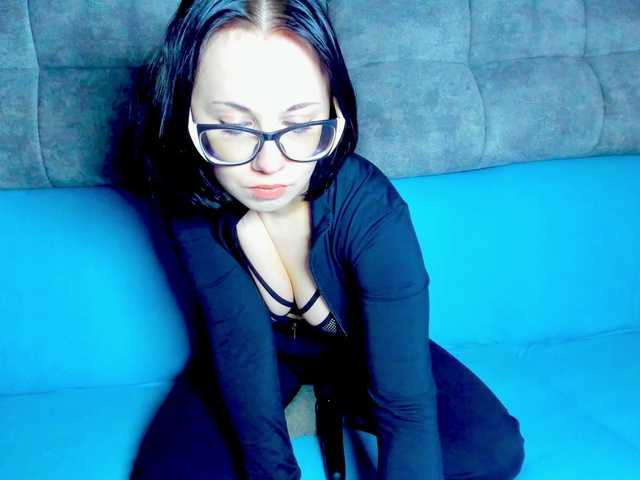 MelissiaMissa live cam on BongaCams