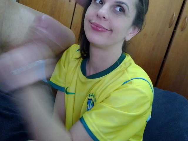 august-laura