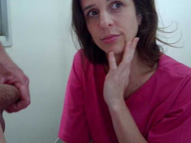 august-laura live cam on BongaCams