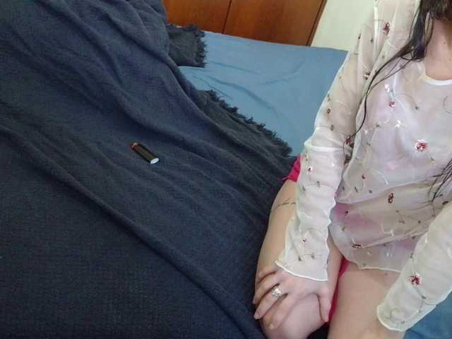 august-laura live cam on BongaCams