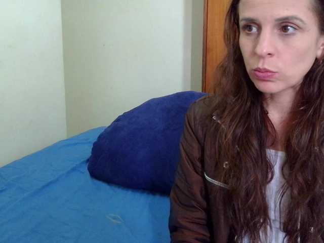 august-laura live cam on BongaCams