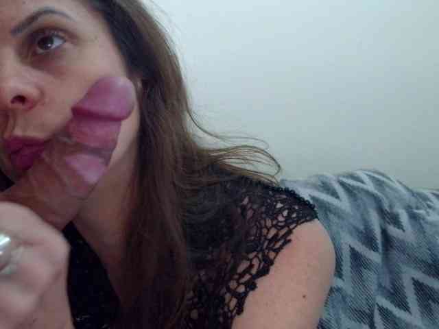 august-laura webcam