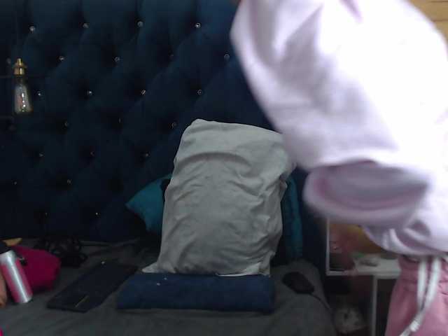 HottAlexxxa webcam