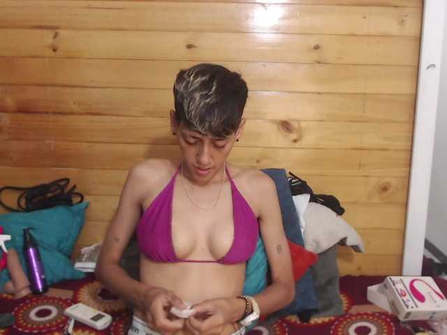 HottAlexxxa live cam on BongaCams