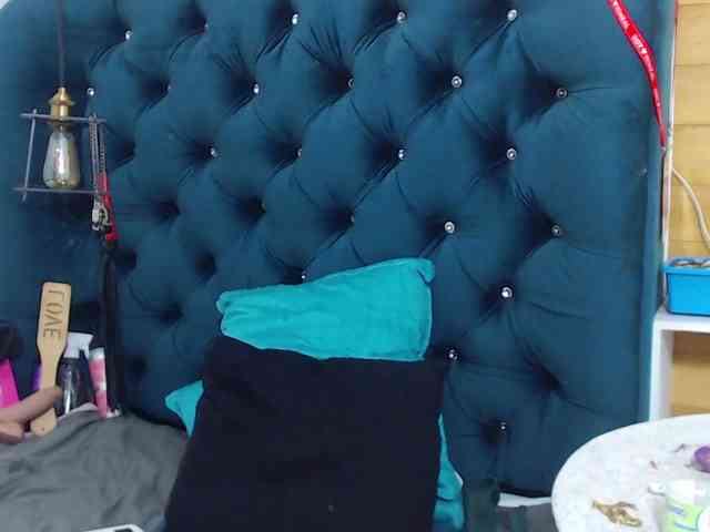 HottAlexxxa webcam