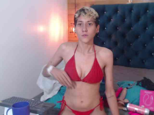 HottAlexxxa webcam