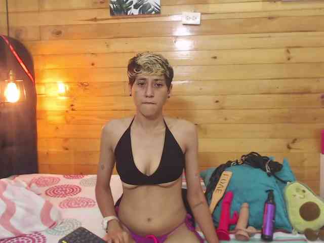 HottAlexxxa HottAlexxxa