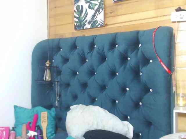 HottAlexxxa webcam